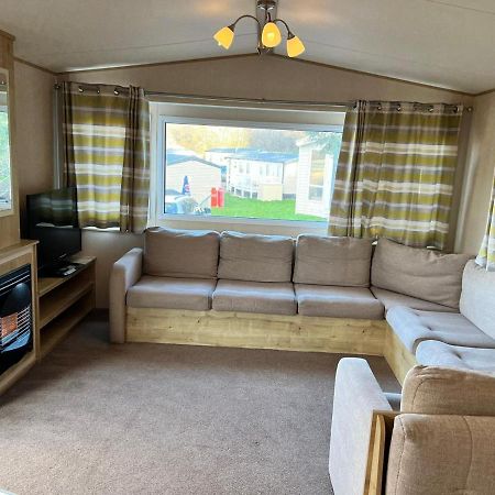 Blackpool Caravan In Haven Marton Mere Holiday Park Extérieur photo